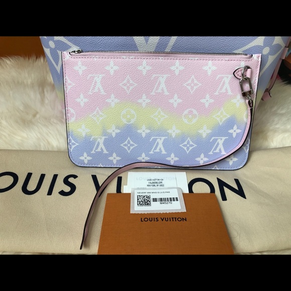 Louis Vuitton Handbags - 💖 Louis Vuitton Escale Neverfull MM Pastel Pouch